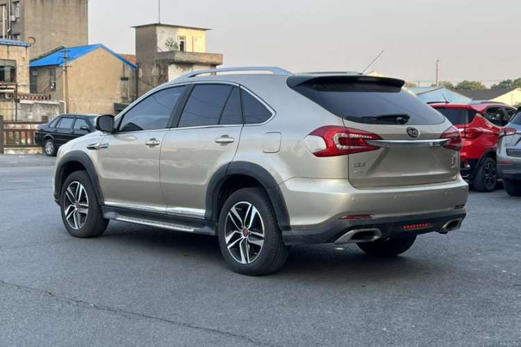 Used BYD Tang New Energy 2015 2.0T Four-Wheel-Drive Flagship Model Exterior 5