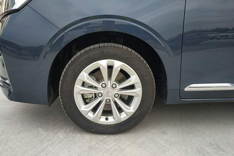 Used Wuling Jiachen 2022 1.5T CVT Smart Luxury Version
