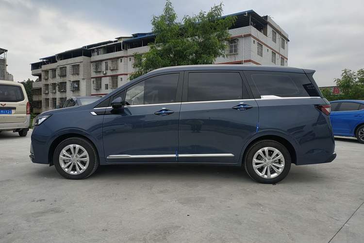 Used Wuling Jiachen 2022 1.5T CVT Smart Luxury Version
