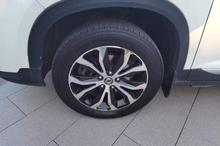 Used FORTHING Joyear X5 2018 Enjoy Series 1.6L CVT Connected Model
