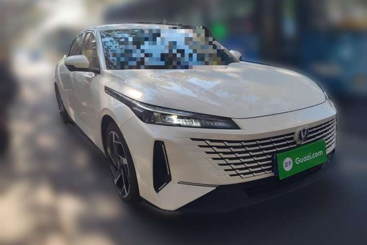 Used CHANGAN Eado DD 2023 Blue Whale NE 1.5T GDI DCT Flagship Model Front Right 45 Deg