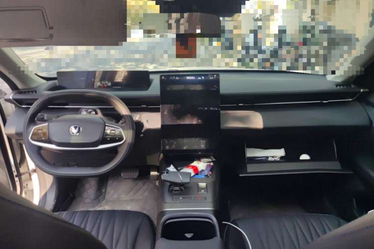 Used CHANGAN Eado DD 2023 Blue Whale NE 1.5T GDI DCT Flagship Model Center Console