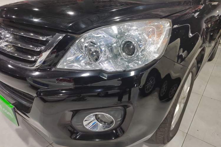 Used Haval H6 2011 Green Silence 2.0T Manual Two-Wheel Drive Elite Model