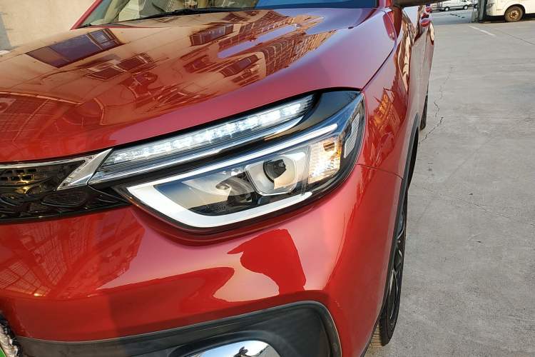 Used Dongfeng Aeolus AX4 2017 1.6L DCT Trendy Style