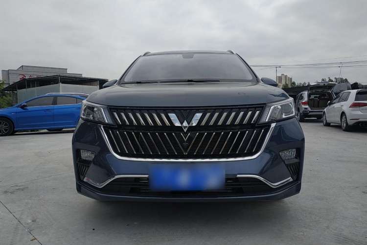 Used Wuling Jiachen 2022 1.5T CVT Smart Luxury Version
