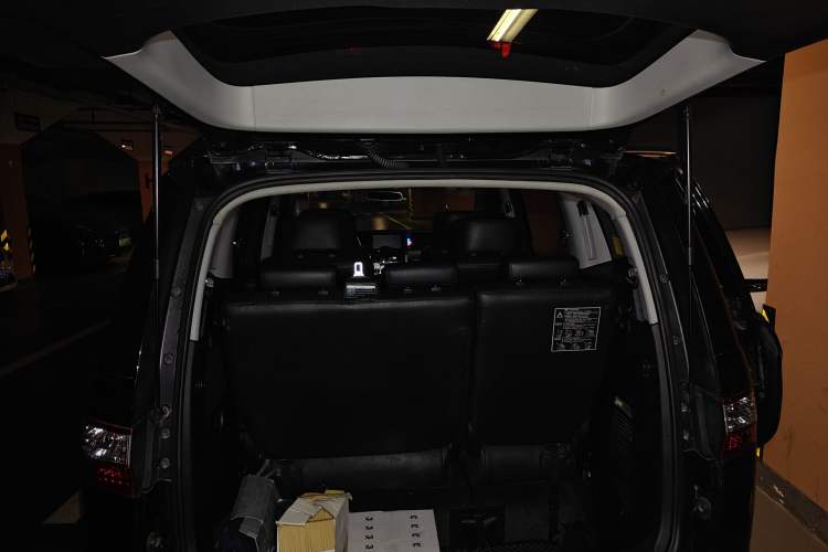 Used Luxgen Great 7 MPV 2013 2.0T Luxury Model
