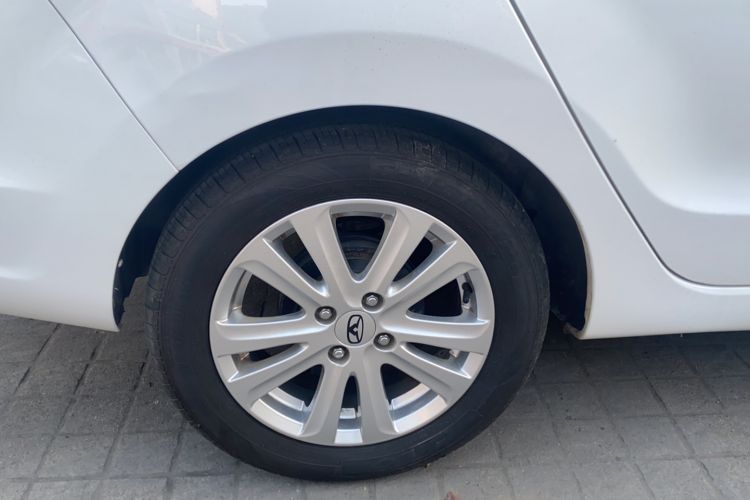 Used Cowin C3 2015 1.5L AMT Gold Diamond Edition
