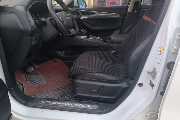 Used Haval F7 2019 2.0T Four-Wheel Drive iJoy China V Standard
