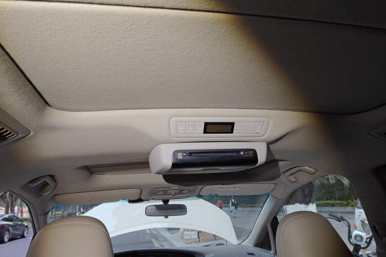 Used Toyota Previa 2006 2.4L 7-Seater Luxury Edition Headliner