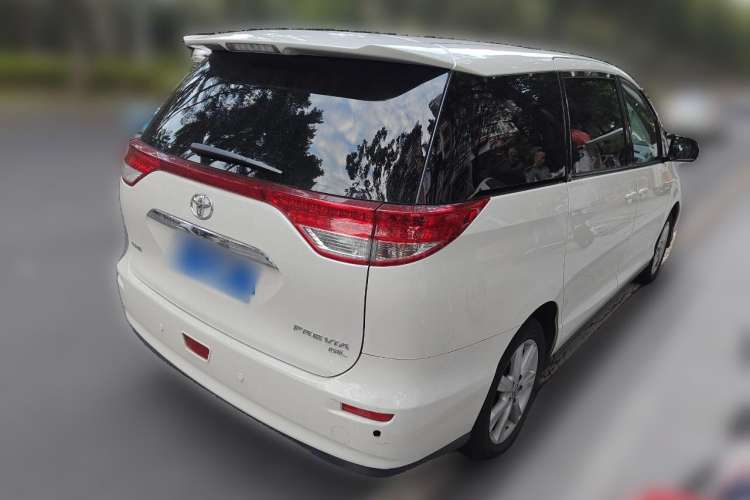 Used Toyota Previa 2006 2.4L 7-Seater Luxury Edition Rear Right 45 Deg
