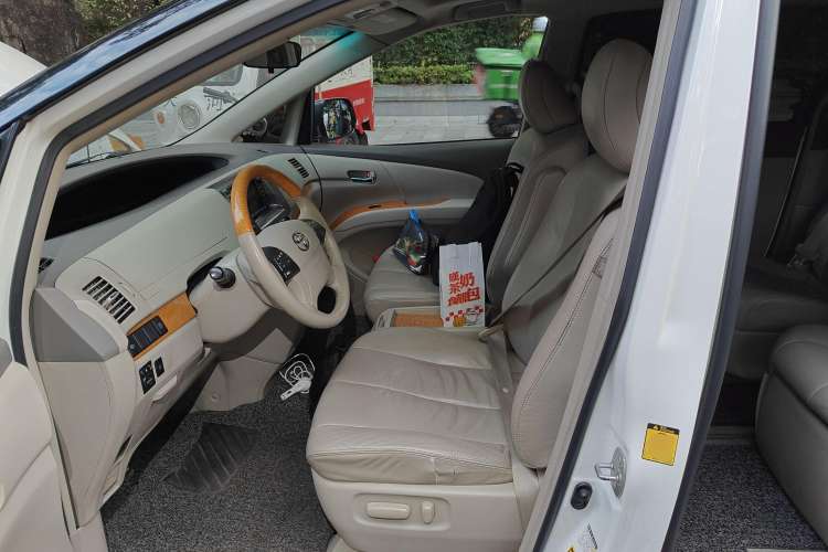 Used Toyota Previa 2006 2.4L 7-Seater Luxury Edition Left Front Seat