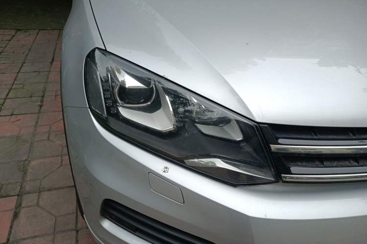 Used Volkswagen Touareg 2011 3.0 TDI Diesel Standard Version
