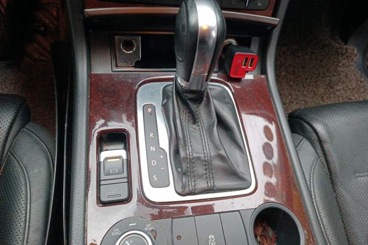 Used Volkswagen Touareg 2011 3.0 TDI Diesel Standard Version
