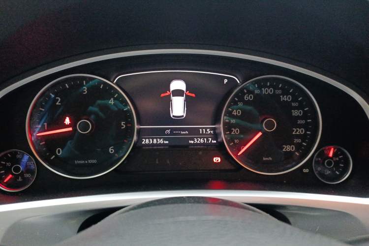 Used Volkswagen Touareg 2011 3.0 TDI Diesel Standard Version
