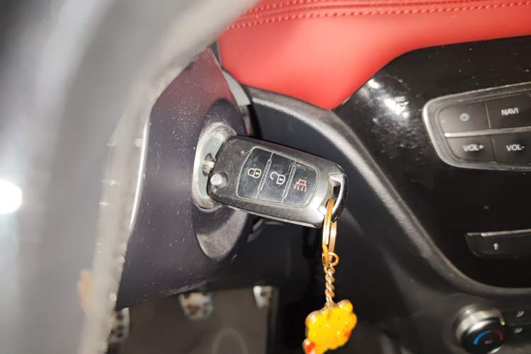 Used Haval H1 2015 1.5L Manual Luxury Model
