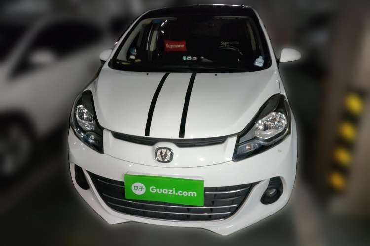 Used CHANGAN Benni 2015 1.4L IMT Luxury Model China IV
