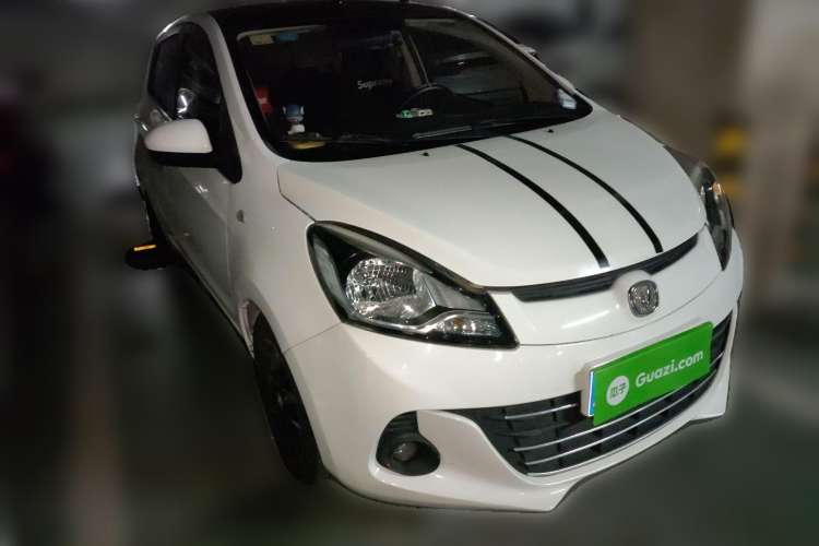Used CHANGAN Benni 2015 1.4L IMT Luxury Model China IV
