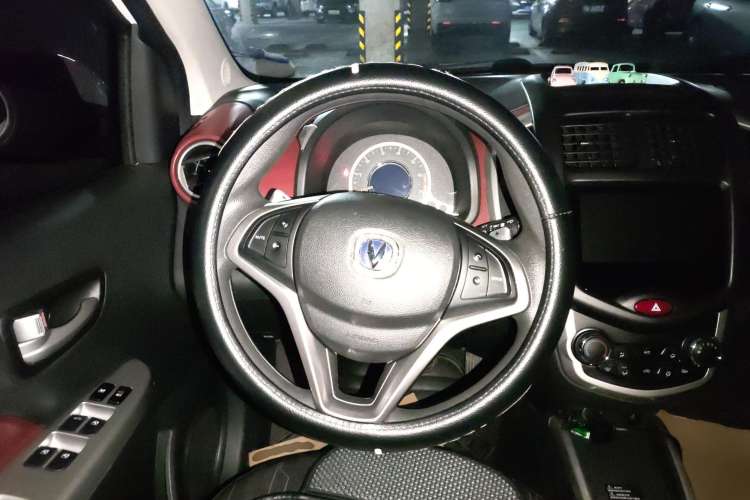 Used CHANGAN Benni 2015 1.4L IMT Luxury Model China IV
