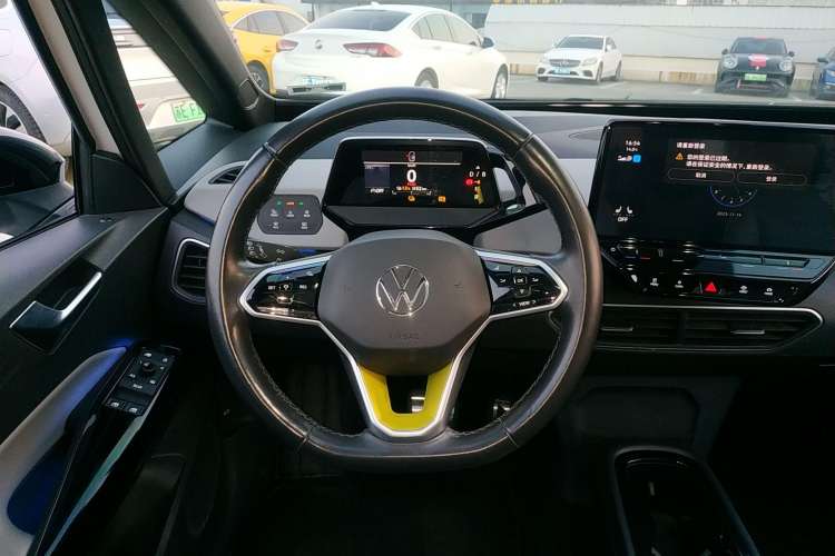 Used Volkswagen ID.3 2021 Pro Smart Edition
