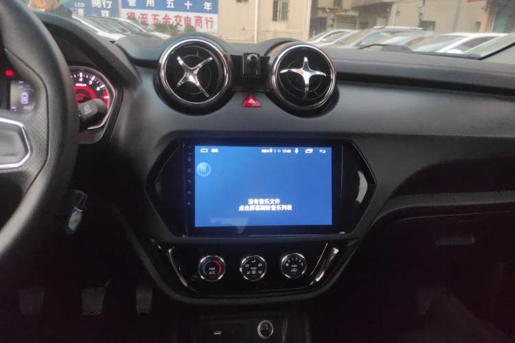 Used Soueast DX3 2019 1.5L Manual Luxury Model China VI Standard
