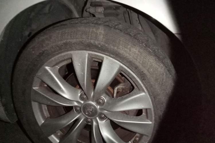 Used Infiniti M Series 2011 M25 Luxury Model