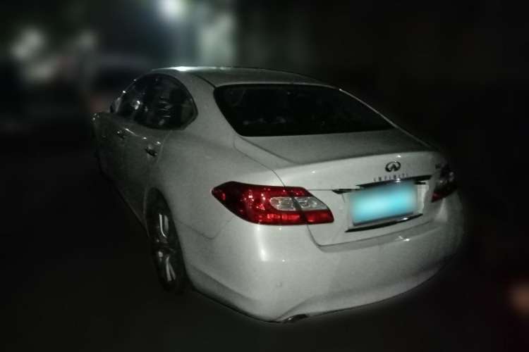 Used Infiniti M Series 2011 M25 Luxury Model