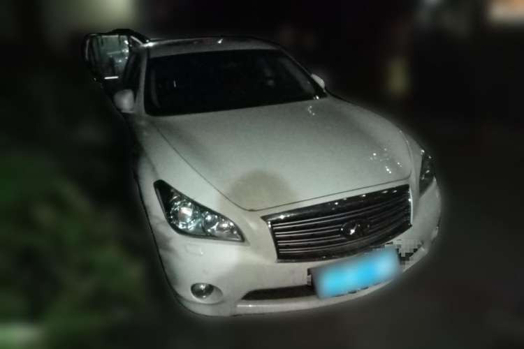 Used Infiniti M Series 2011 M25 Luxury Model