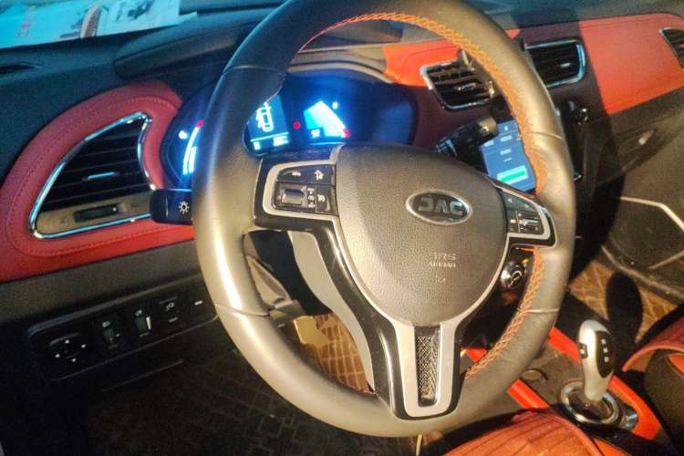 Used JAC iEV7S 2018 Smart Enjoyment Model