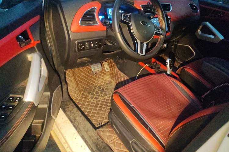 Used JAC iEV7S 2018 Smart Enjoyment Model