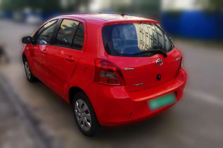 Used Toyota Yaris 2011 1.6E Automatic Charm Edition Rear Left 45 Deg