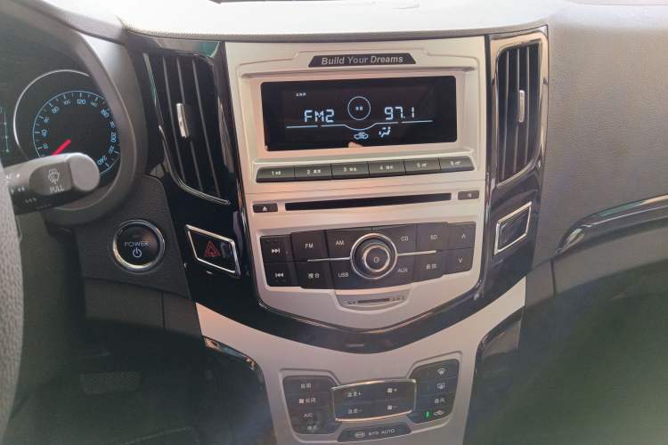 Used BYD e5 2016 300 Luxury Edition
