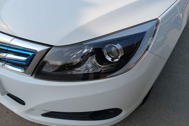 Used BYD e5 2016 300 Luxury Edition
