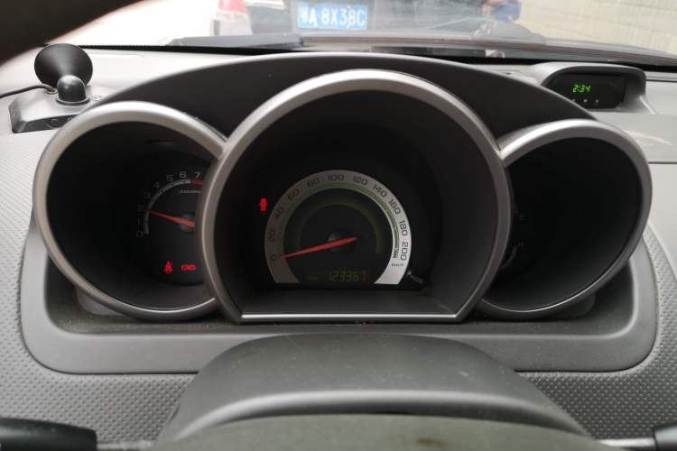 Used Chevrolet Lova 2010 1.4 MT Fengdu Version Instrument Cluster