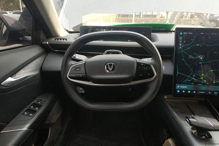 Used CHANGAN Eado DD 2023 Blue Whale NE 1.5T GDI DCT Flagship Model Steering Wheel