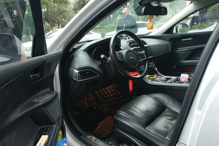 Used Jaguar XE 2015 2.0T 200 PS R-Sport
