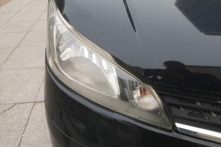 Used Nissan NV200 2012 1.6L 232 Seats Zunya Trim Right Front Headlight