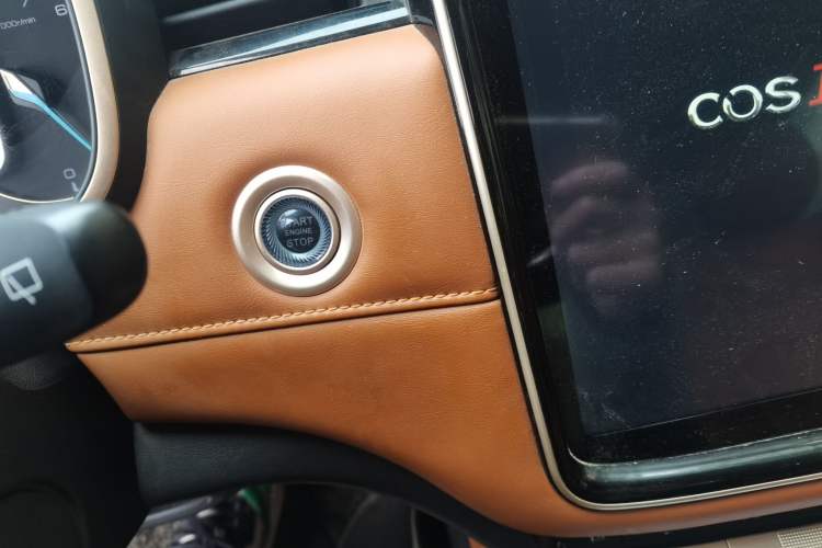 Used Oshan COS1 2018 1.5T Automatic 7-Seater
