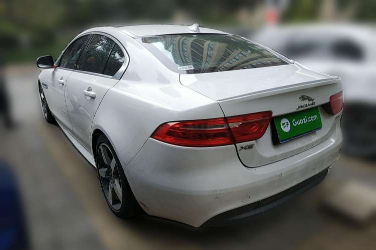 Used Jaguar XE 2015 2.0T 200 PS R-Sport
