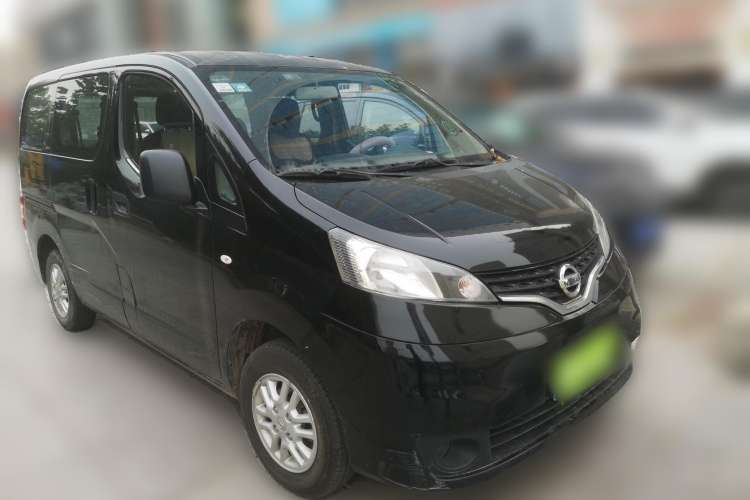Used Nissan NV200 2012 1.6L 232 Seats Zunya Trim Front Right 45 Deg