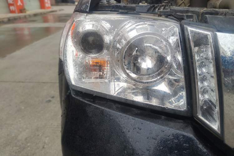 Used Zxauto Grandtiger 2018 2.5T Off-Road Diesel National V Four-Wheel Drive Standard Version Big Double Cab SD4V25R-100