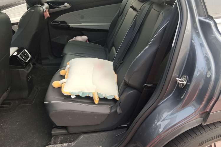 Used Volkswagen ID.6 X 2021 Pure Edition Left Rear Seat