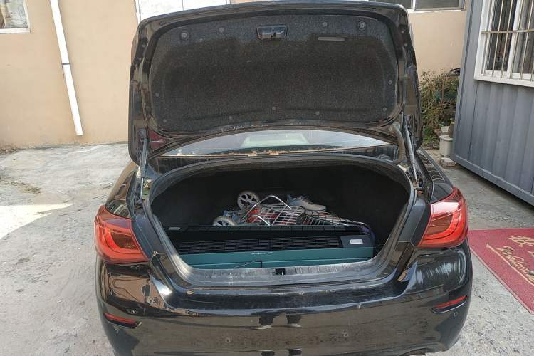 Used Infiniti Q70 2015 Q70L 2.5L Enjoyment Edition Trunk