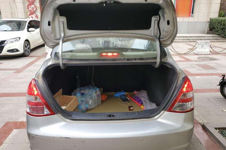 Used Nissan Tiida Sedan 2008 1.6L Automatic Smart Version