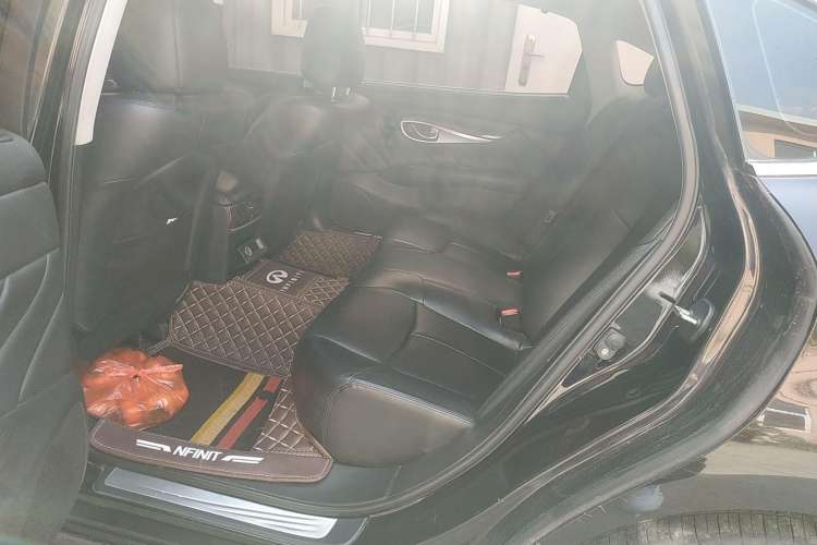 Used Infiniti Q70 2015 Q70L 2.5L Enjoyment Edition Left Rear Seat