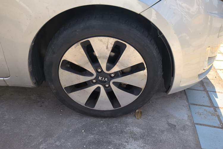 Used Kia K2 2011 Sedan 1.6L Automatic Transmission Premium
