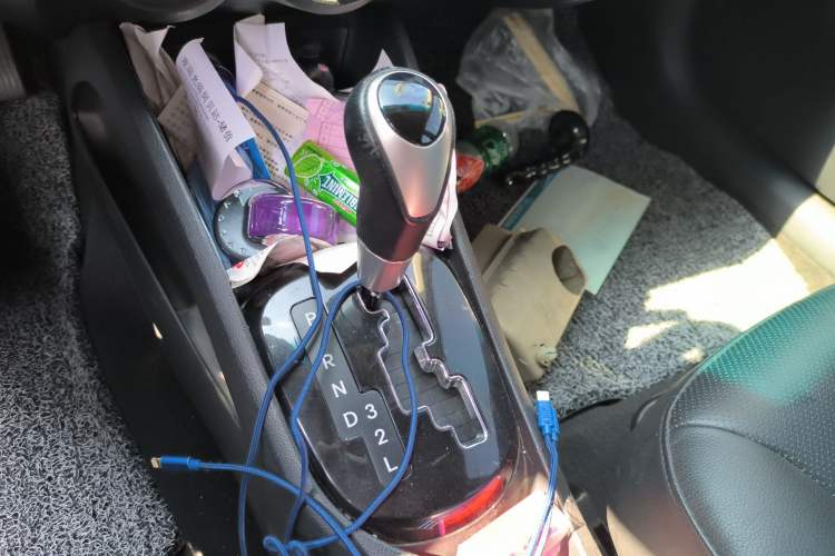 Used Kia K2 2011 Sedan 1.6L Automatic Transmission Premium
