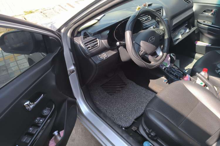 Used Kia K2 2011 Sedan 1.6L Automatic Transmission Premium
