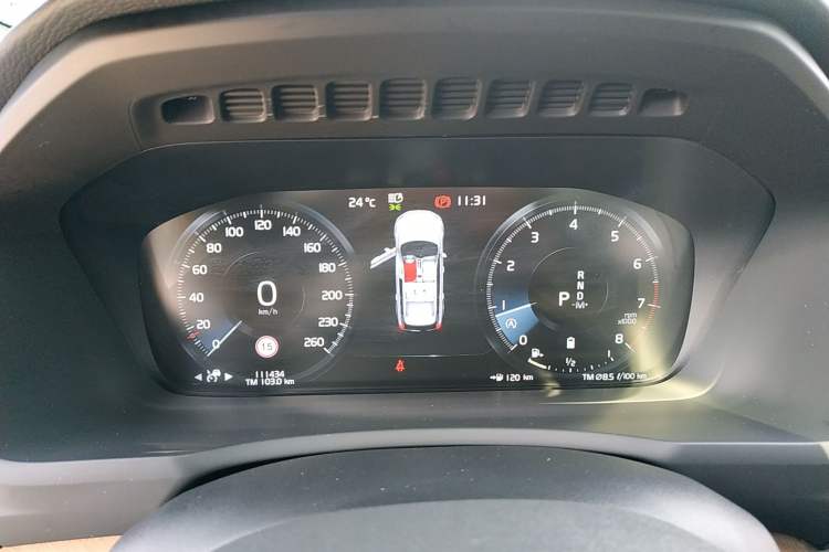 Used Volvo XC90 2021 B5 SmartDrive Luxury Edition 5-seater
