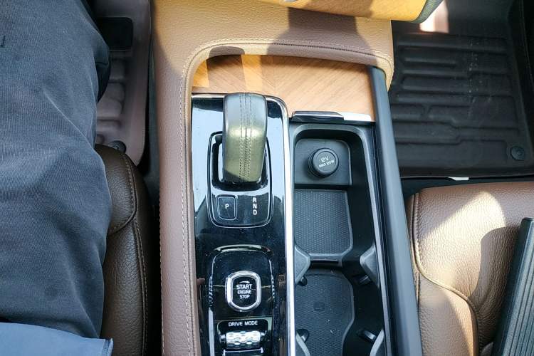 Used Volvo XC90 2021 B5 SmartDrive Luxury Edition 5-seater
