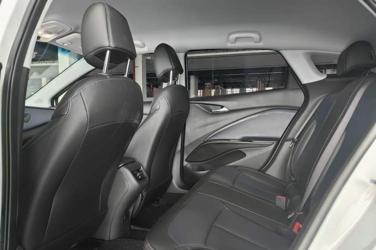 Used Buick Velite 6 2023 430km Range Commuter Version